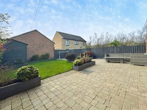 Photo 16- click for photo gallery